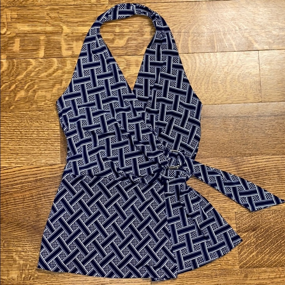 Gorgeous navy & white dressy halter top NWT! 🔥🔥